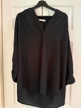 Entro Black V-Neck Long Sleeve sheer Tunic Blouse